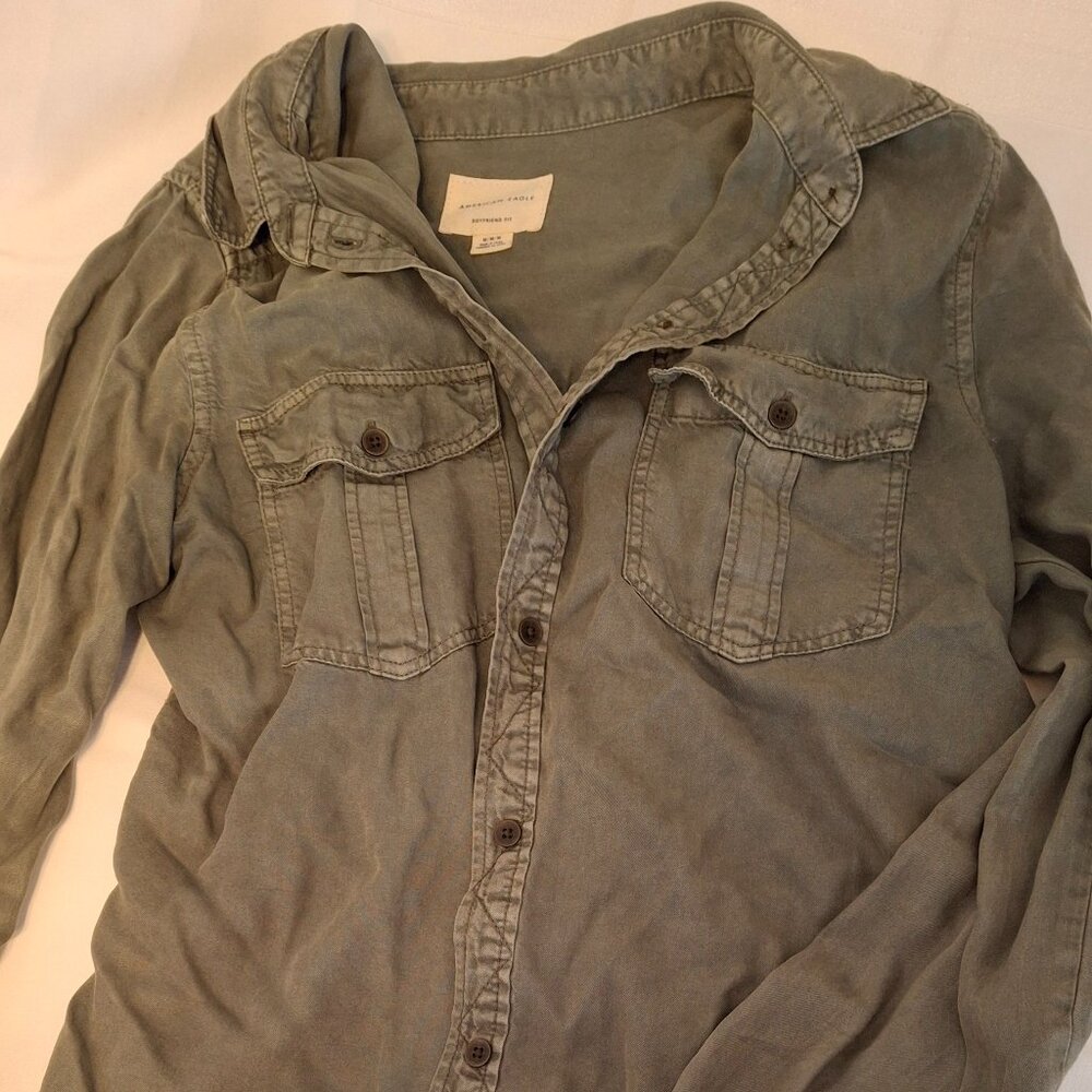 American Eagle Sage Green Button-Up Jacket – Size M, Casual & Stylish